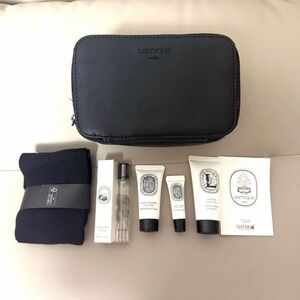 Diptyque Black and White Qatar Business class amenity kit